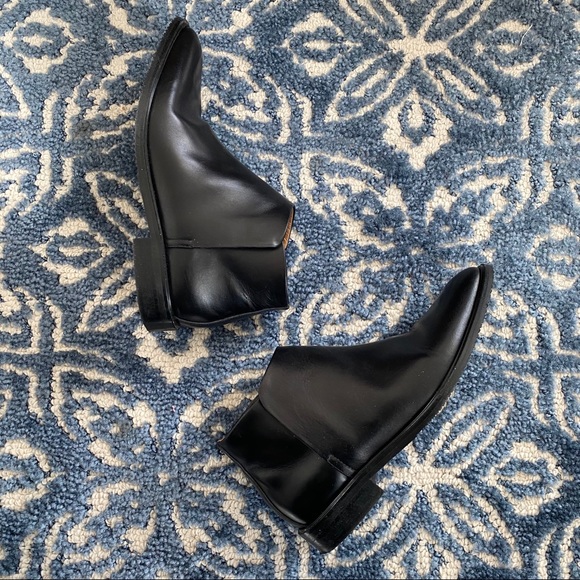 Everlane Shoes - everlane the modern ankle boot size 6